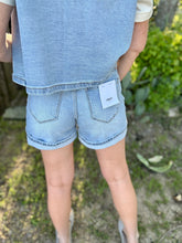 The Cali cuffed shorts