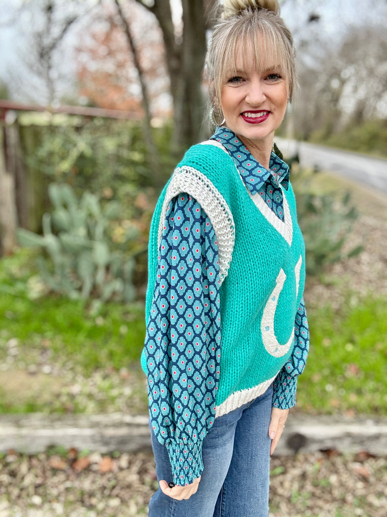 The Lucky lou sweater vest – Jesses Jewelz
