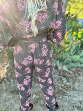 The Charcoal rose set