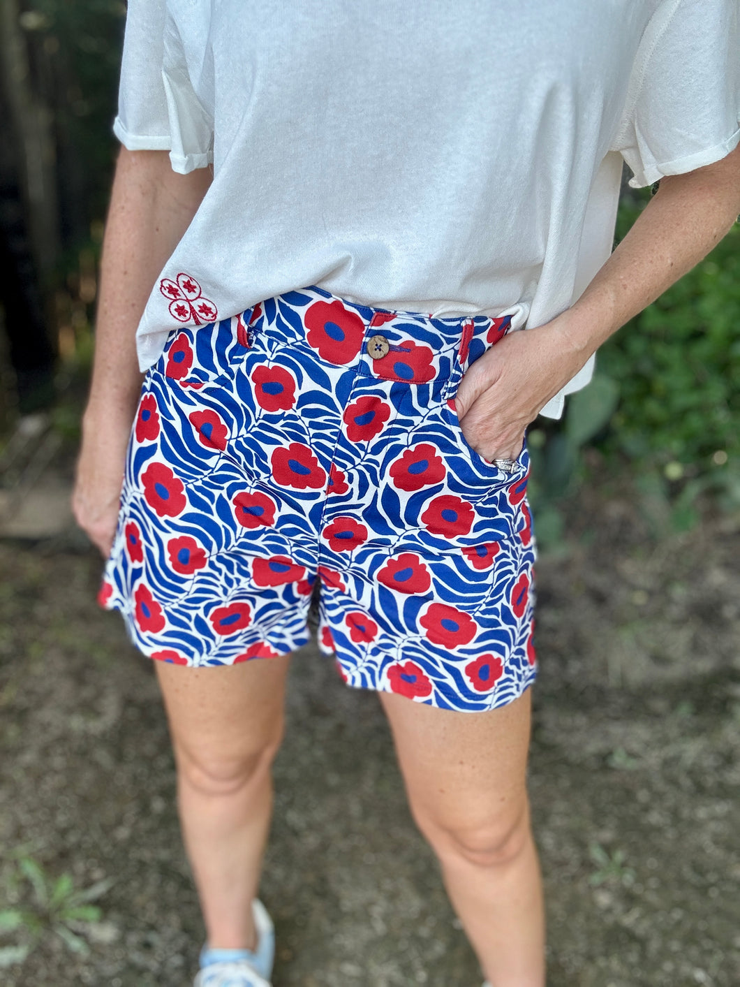 The Patriot flower shorts