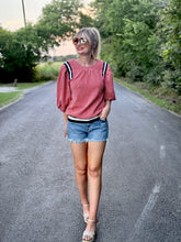 The Red waves top