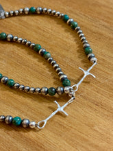 The Tiny cross bracelet