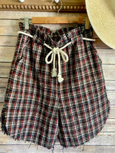 The Patriot plaid shorts