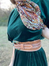 The pistol Annies belt