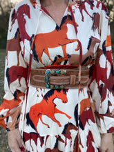 The pistol Annies belt