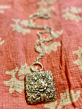 Dont be square necklace