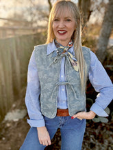 Run for the roses vest