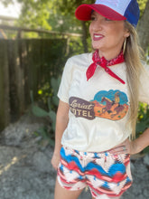 The Lariat motel tee