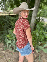 The Hardy horseshoe button up