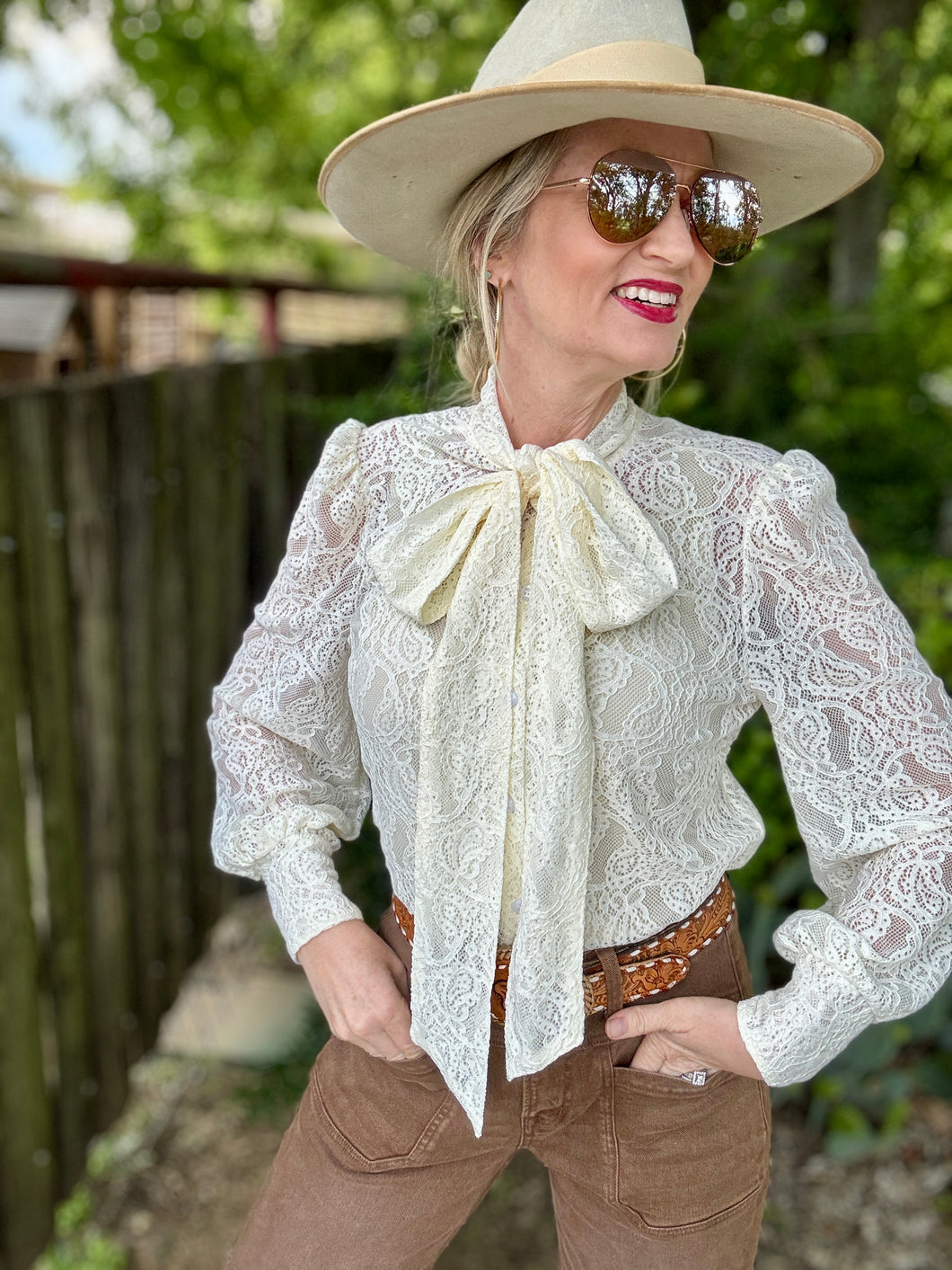 The Lilly lace blouse
