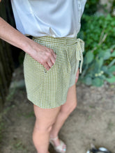 The Garden gingham shorts