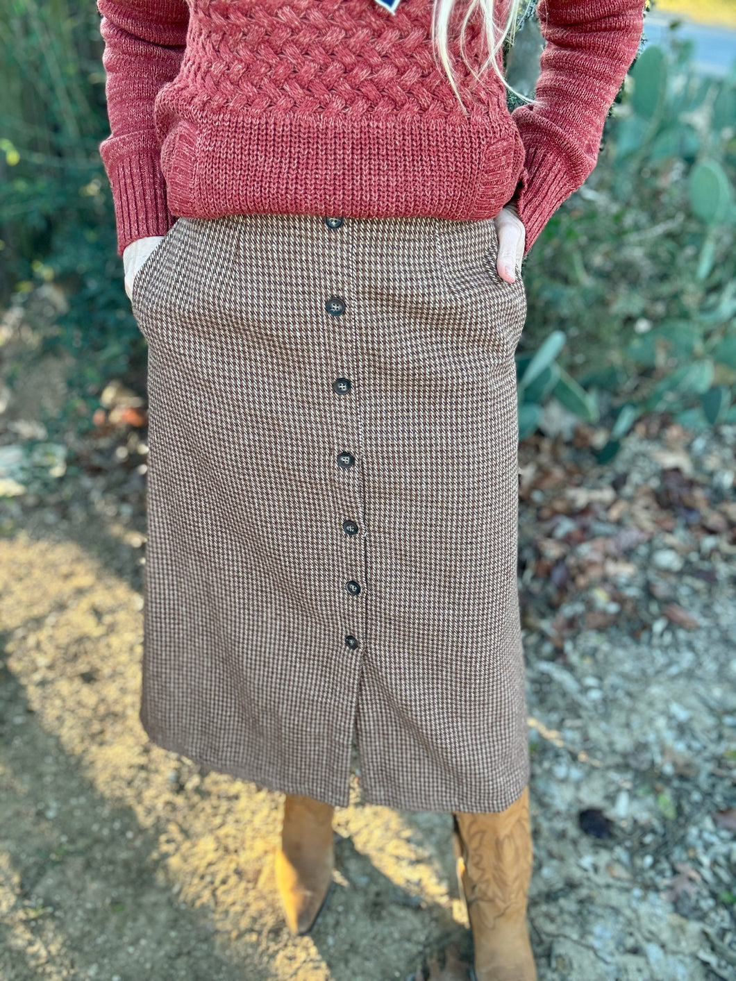 The Houndstooth skirt