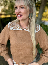 The Caramel collar sweater