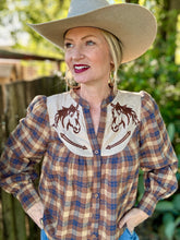 The Hideaway horse top