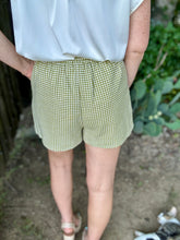 The Garden gingham shorts