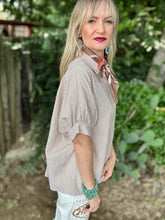 The Sandy stripe button up