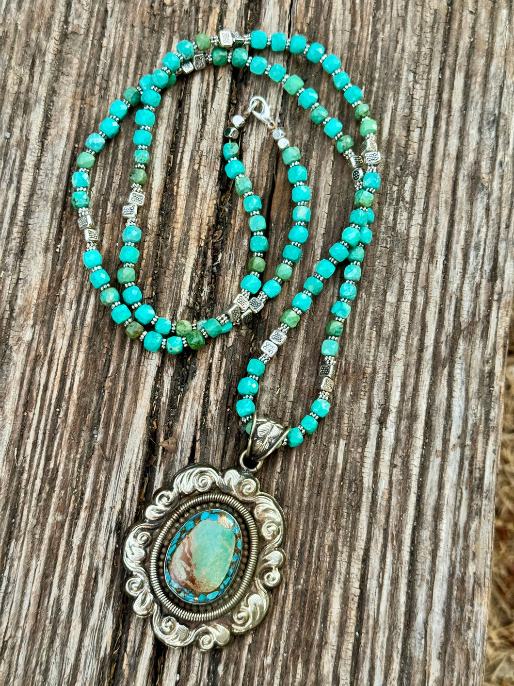 The Heirloom necklace