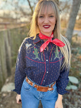 The Native navy pearl snap