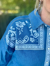 The Emory pearl snap
