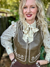 The Valley vest