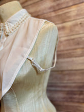 The Faux collar layer accessory