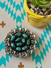 Around the world buckle