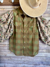 The bronco buster pearl snap