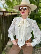 The Lilly lace blouse