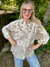 The Pretty Peoni top