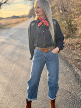 The Native navy pearl snap