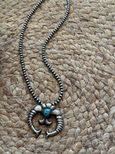 The Navajo Naja necklace