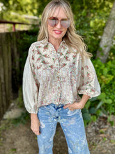 The Pretty Peoni top