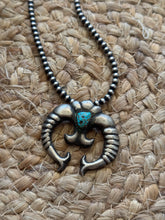 The Navajo Naja necklace