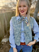 Run for the roses vest