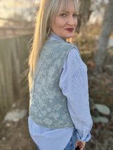 Run for the roses vest