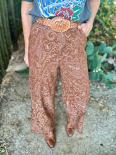 The Pard paisley pants~ 2 colors