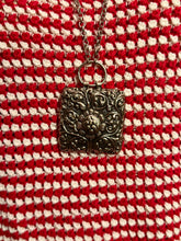 Dont be square necklace