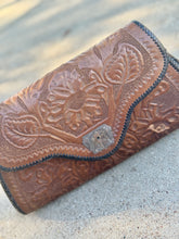 The Vintage Cartwright clutch