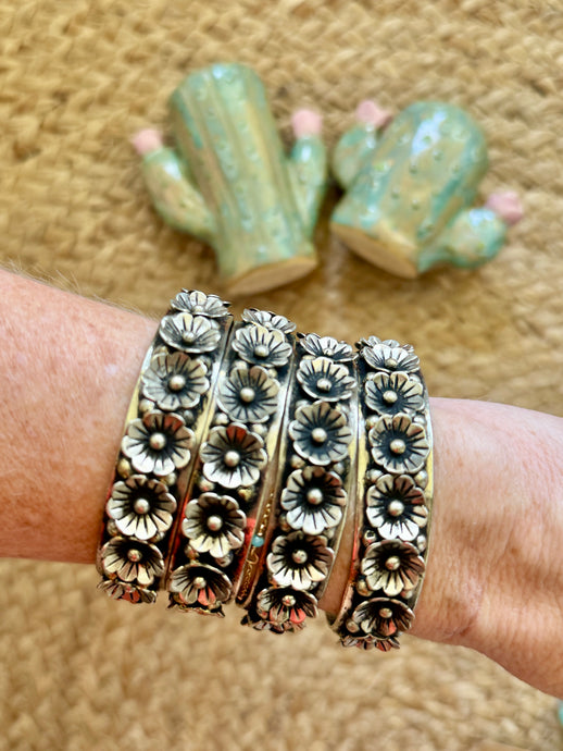 The Flower cuff