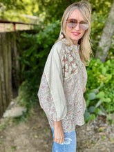 The Pretty Peoni top