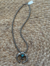 The Navajo Naja necklace