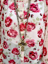 The lasso necklace