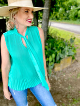 The Breezeway blouse