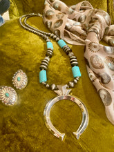 The Sinola necklace