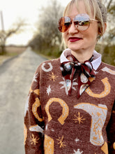 The Twilly scarfs