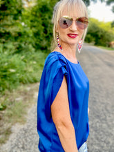 The royal blouse